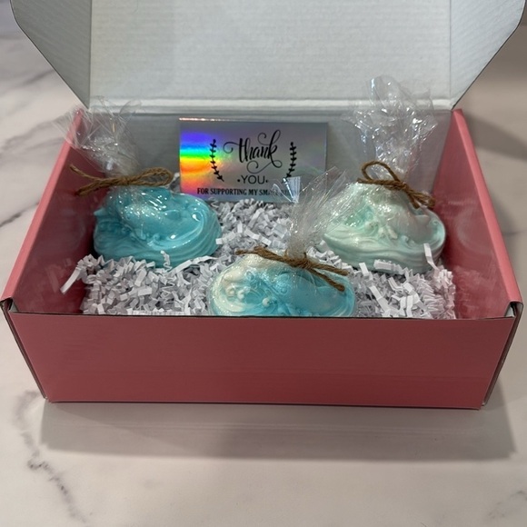 Dolphin soap bars🐬 Set of 3 - Picture 5 of 10